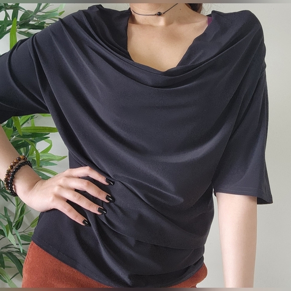 Joseph Ribcoff black top - Picture 2 of 5